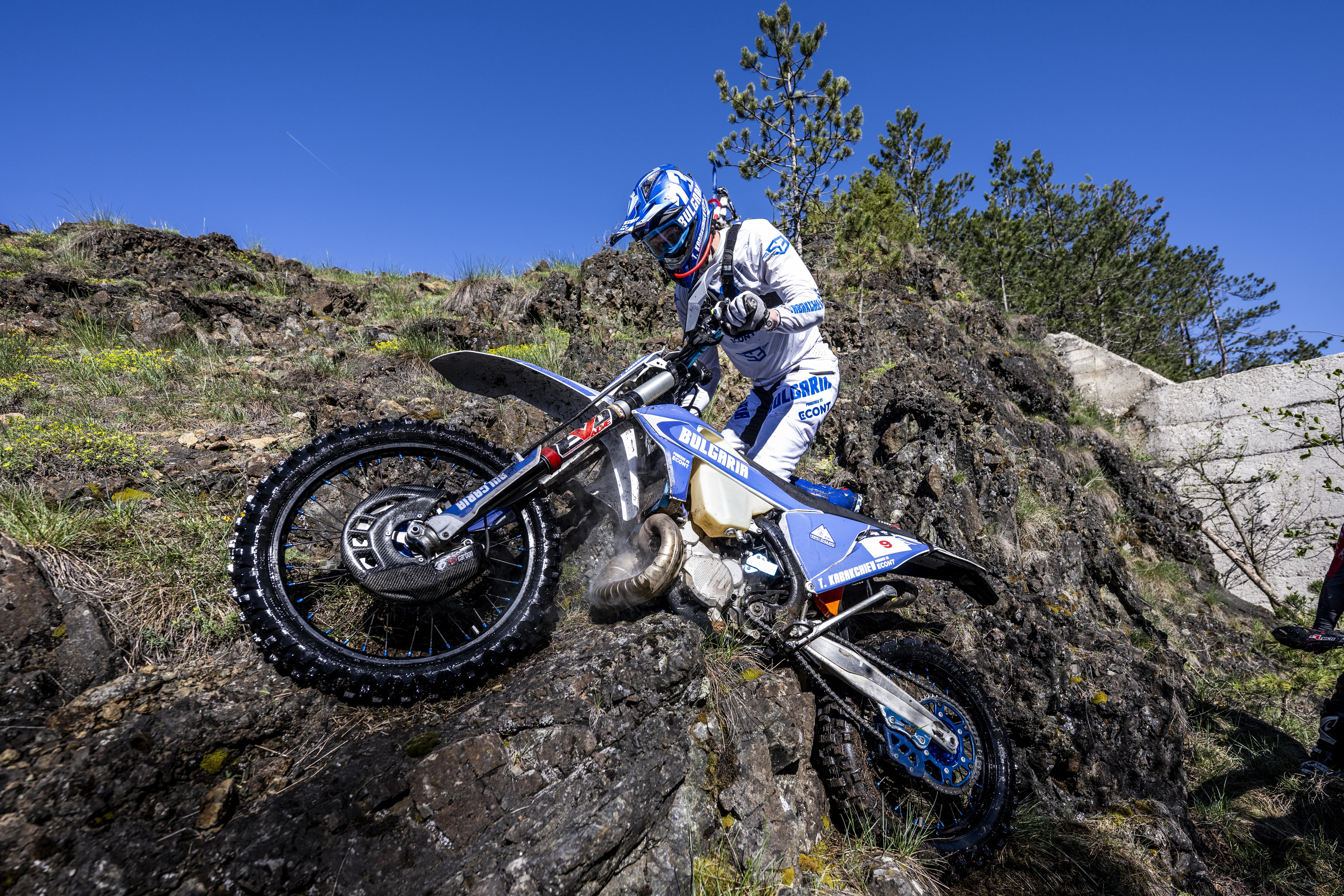 XROSS: TEODOR KABAKCHIEV THE FASTEST RIDER ON THE 1ST OFFROAD DAY